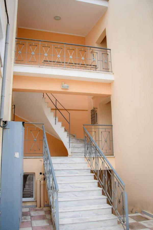 Home Patras Exterior foto
