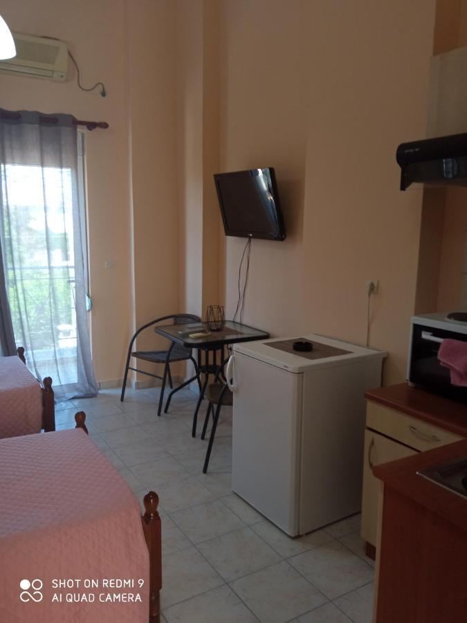 Home Patras Exterior foto