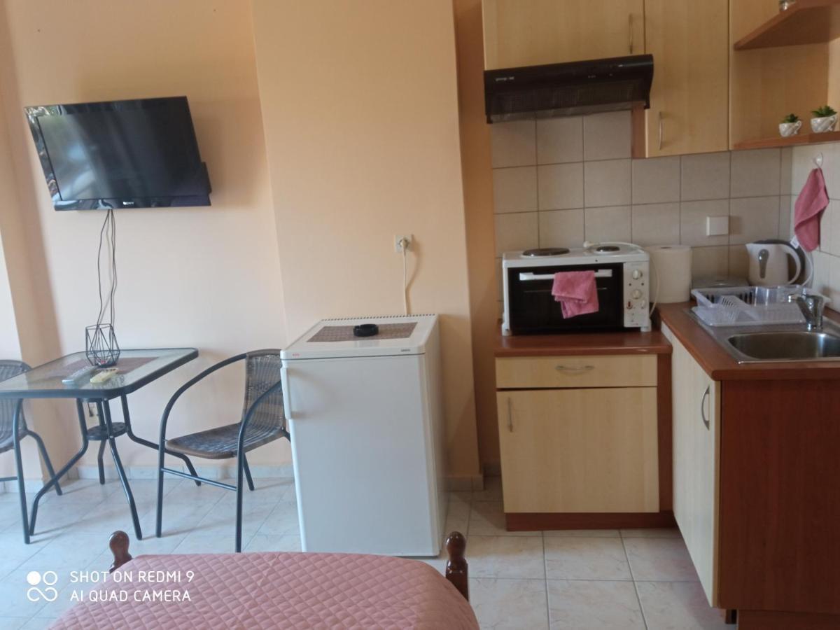 Home Patras Exterior foto