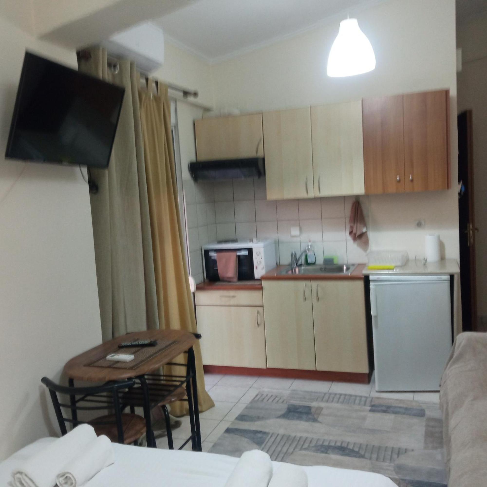 Home Patras Exterior foto